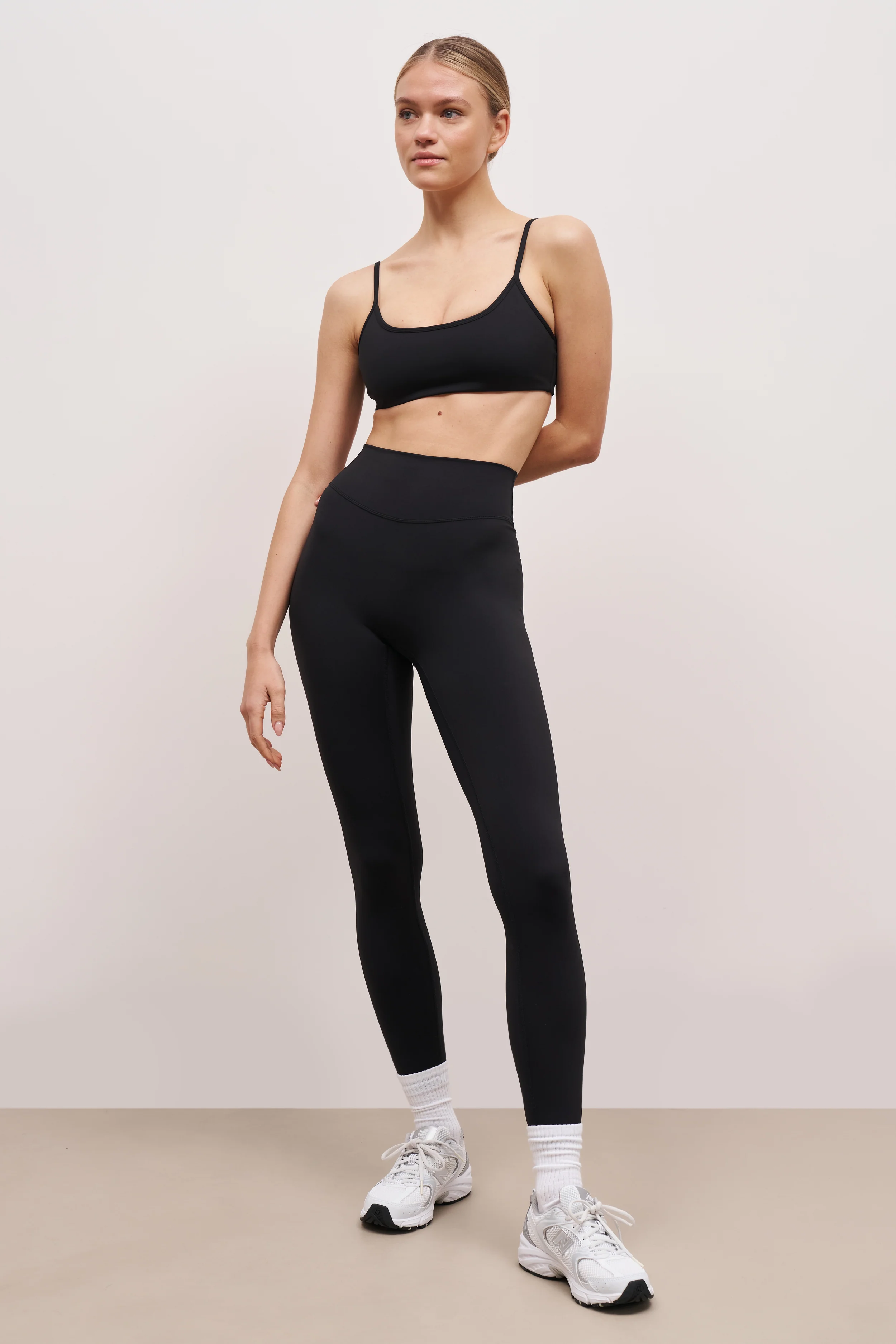 Base Sculpting Cami Bra - Black - Image 6