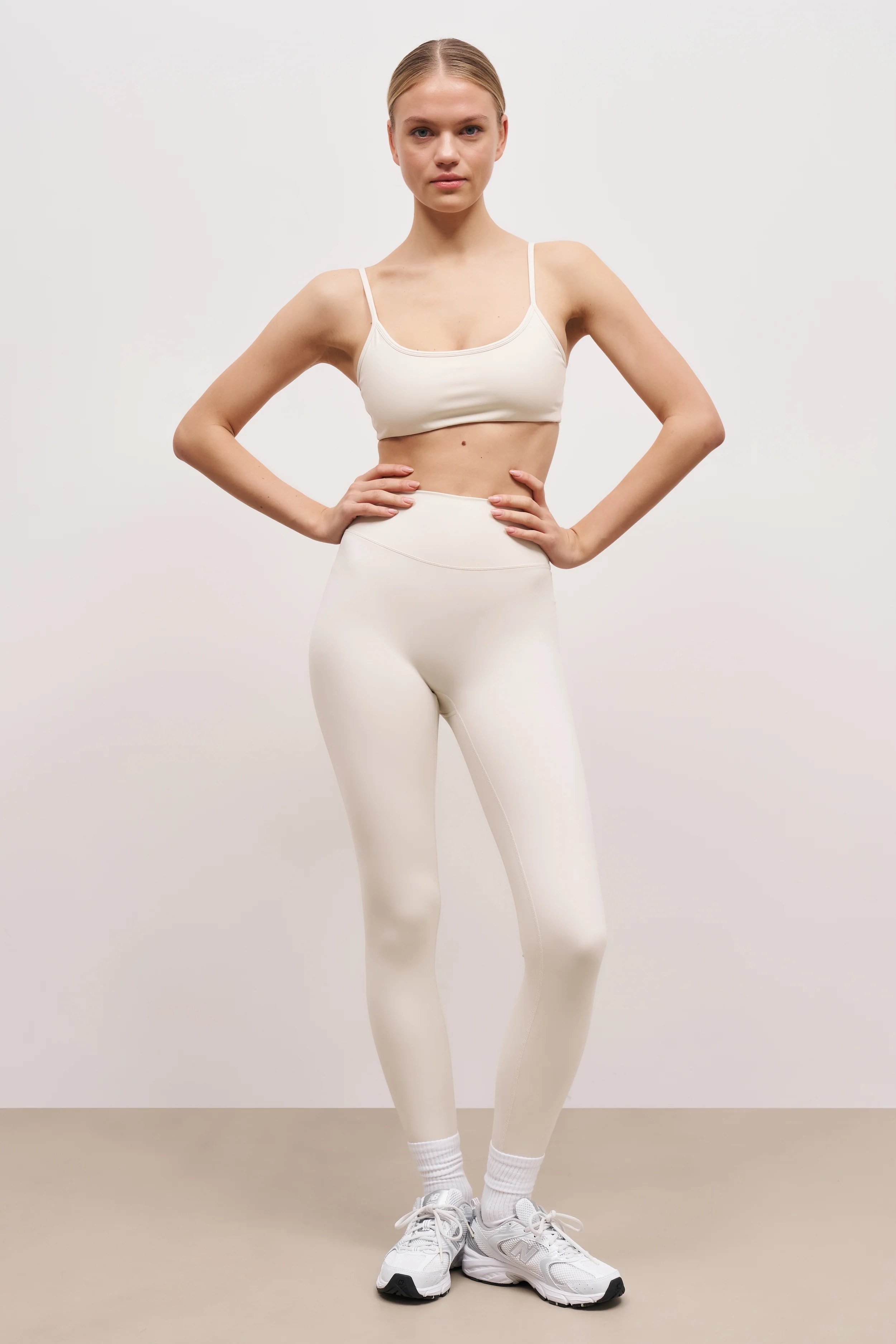 Base Sculpting Cami Bra - Tofu - Image 3