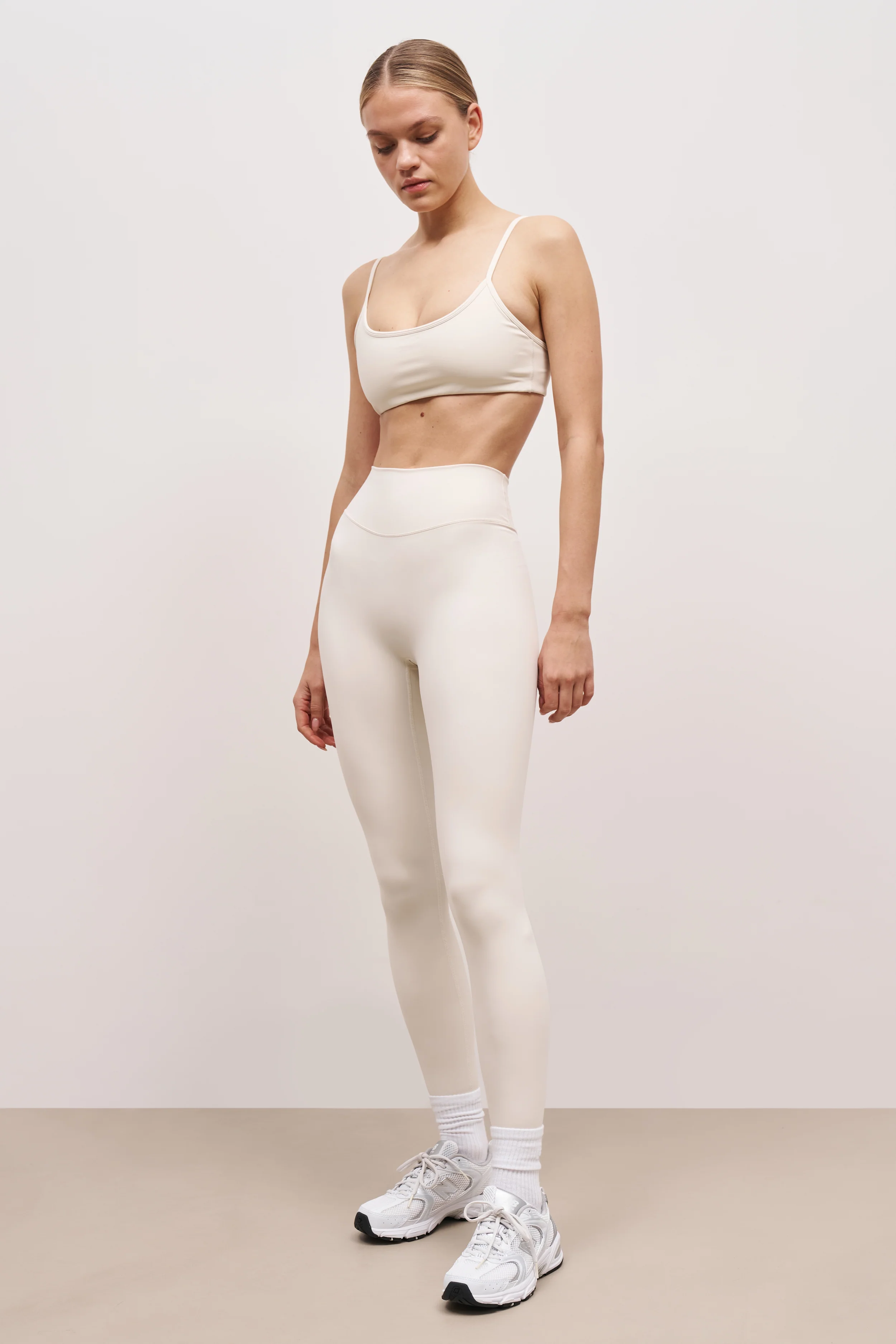 Base Sculpting Cami Bra - Tofu - Image 4