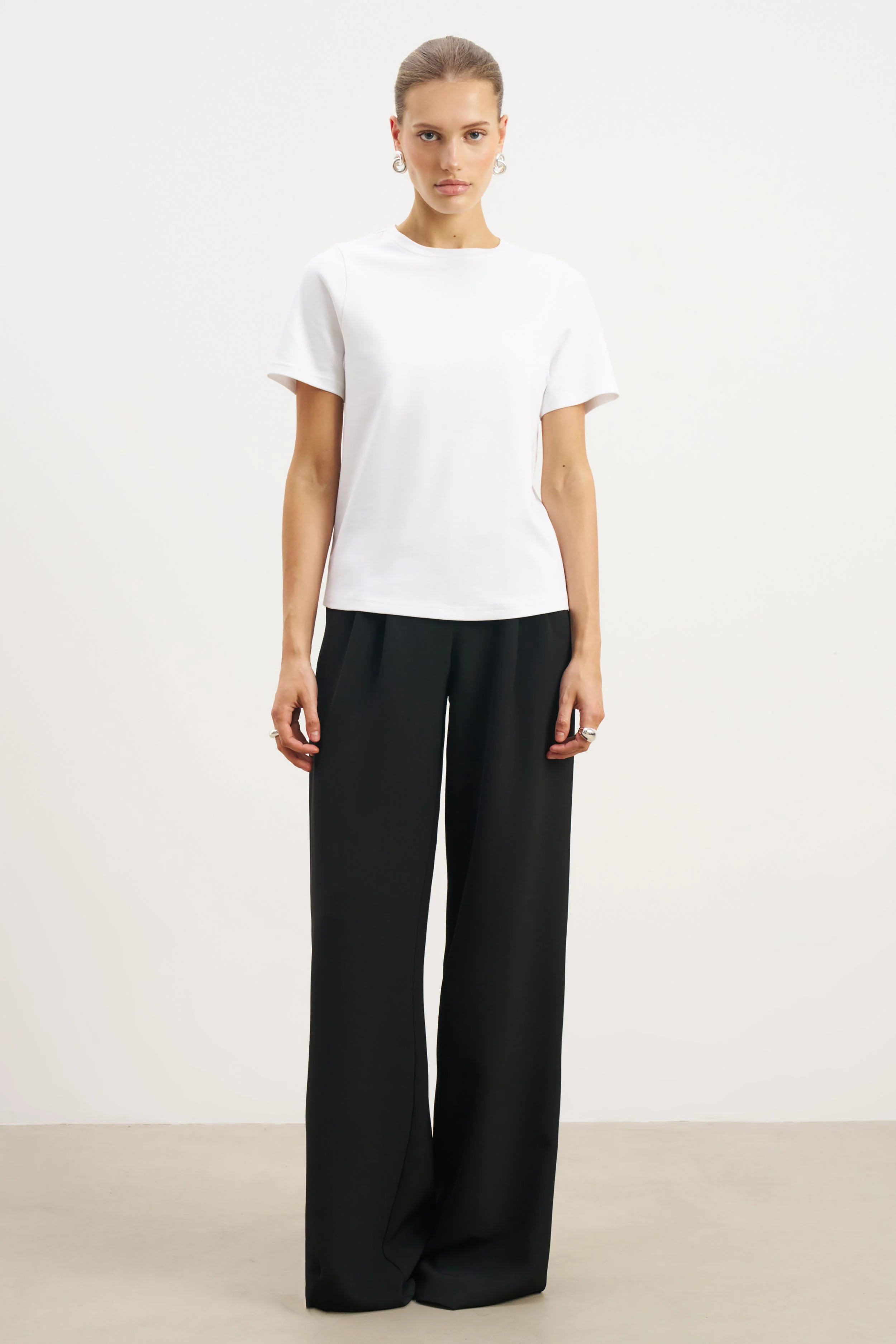 Classic Regular T Shirt - White - Image 5