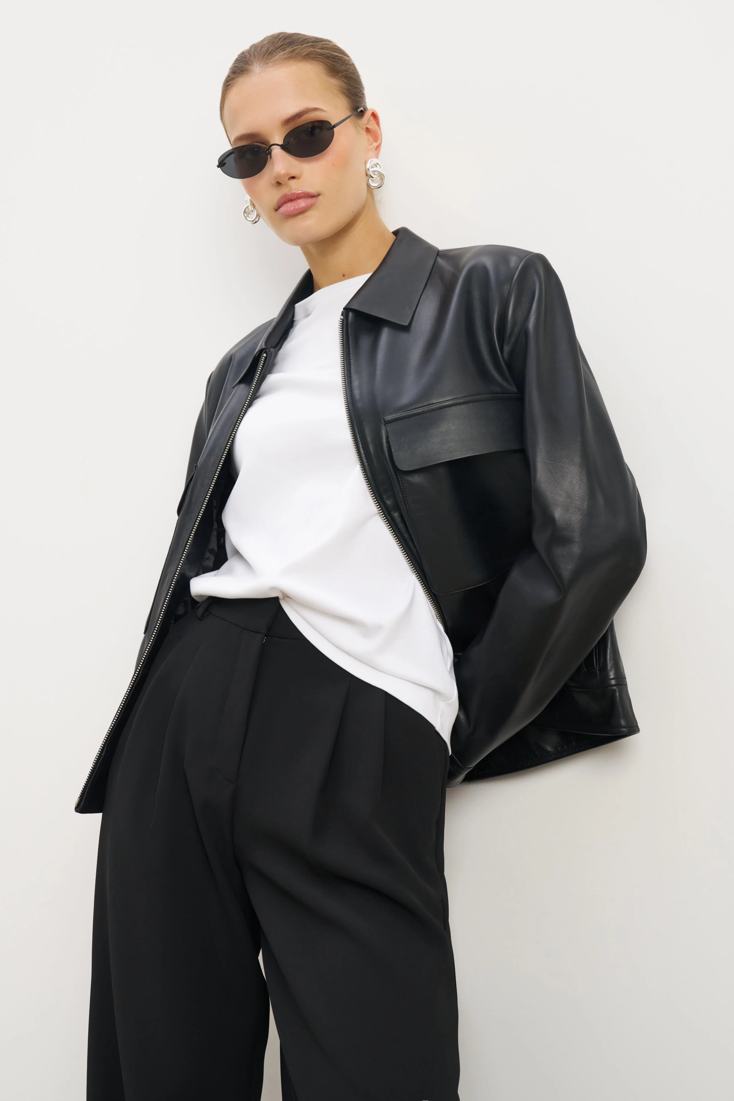 Classic Regular T Shirt - White - Image 6