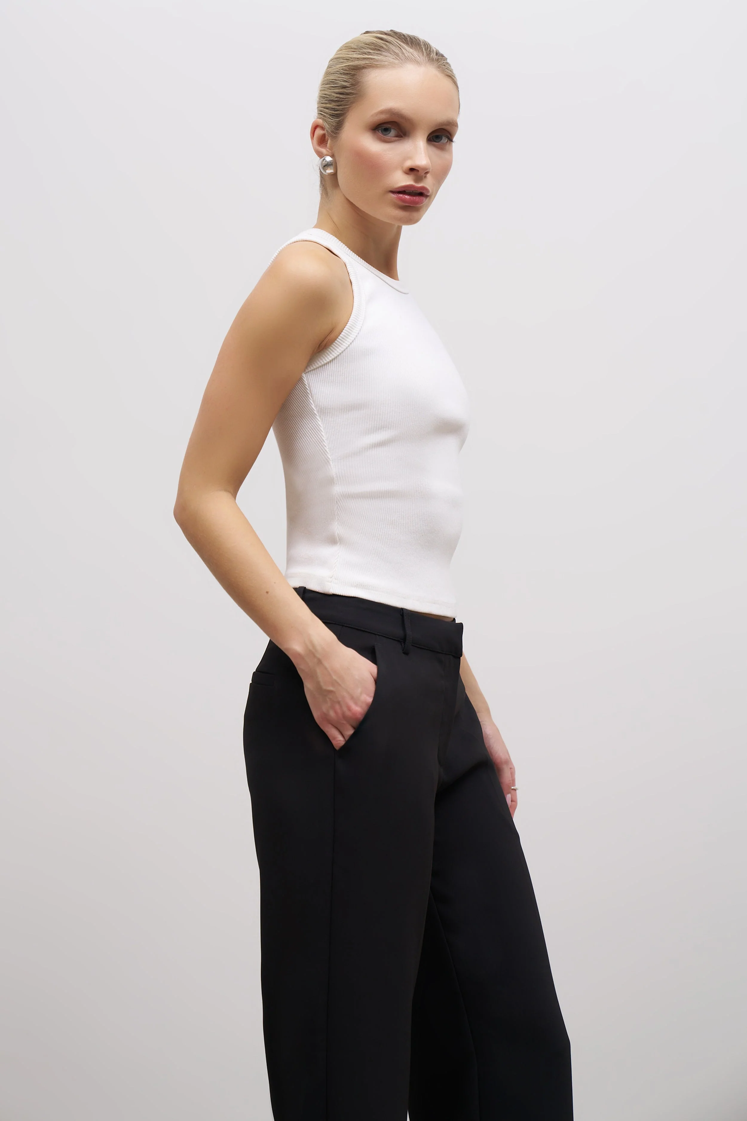 Draped Mid Rise Trousers - Black - Image 3