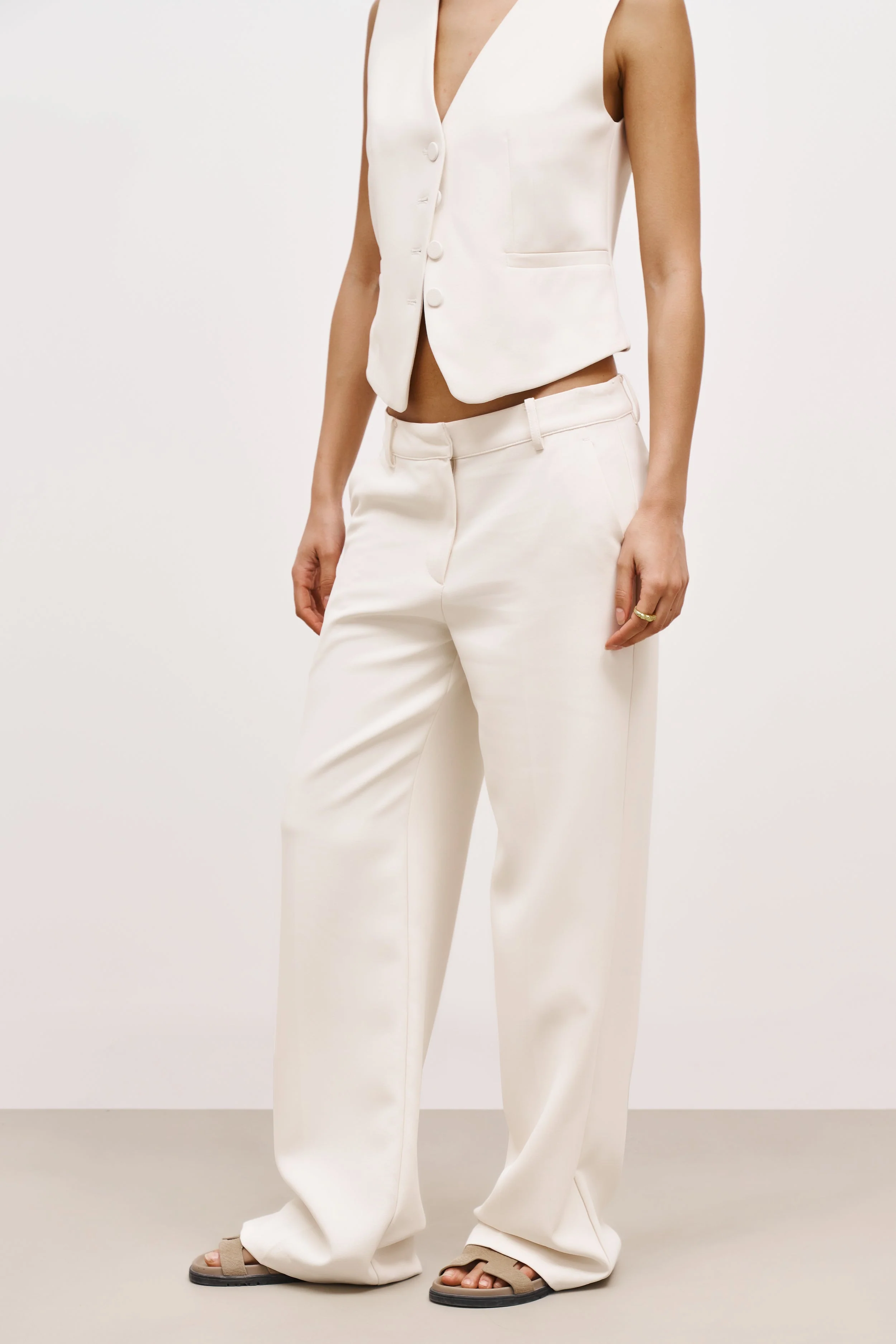 Draped Mid Rise Trousers - Cream - Image 4