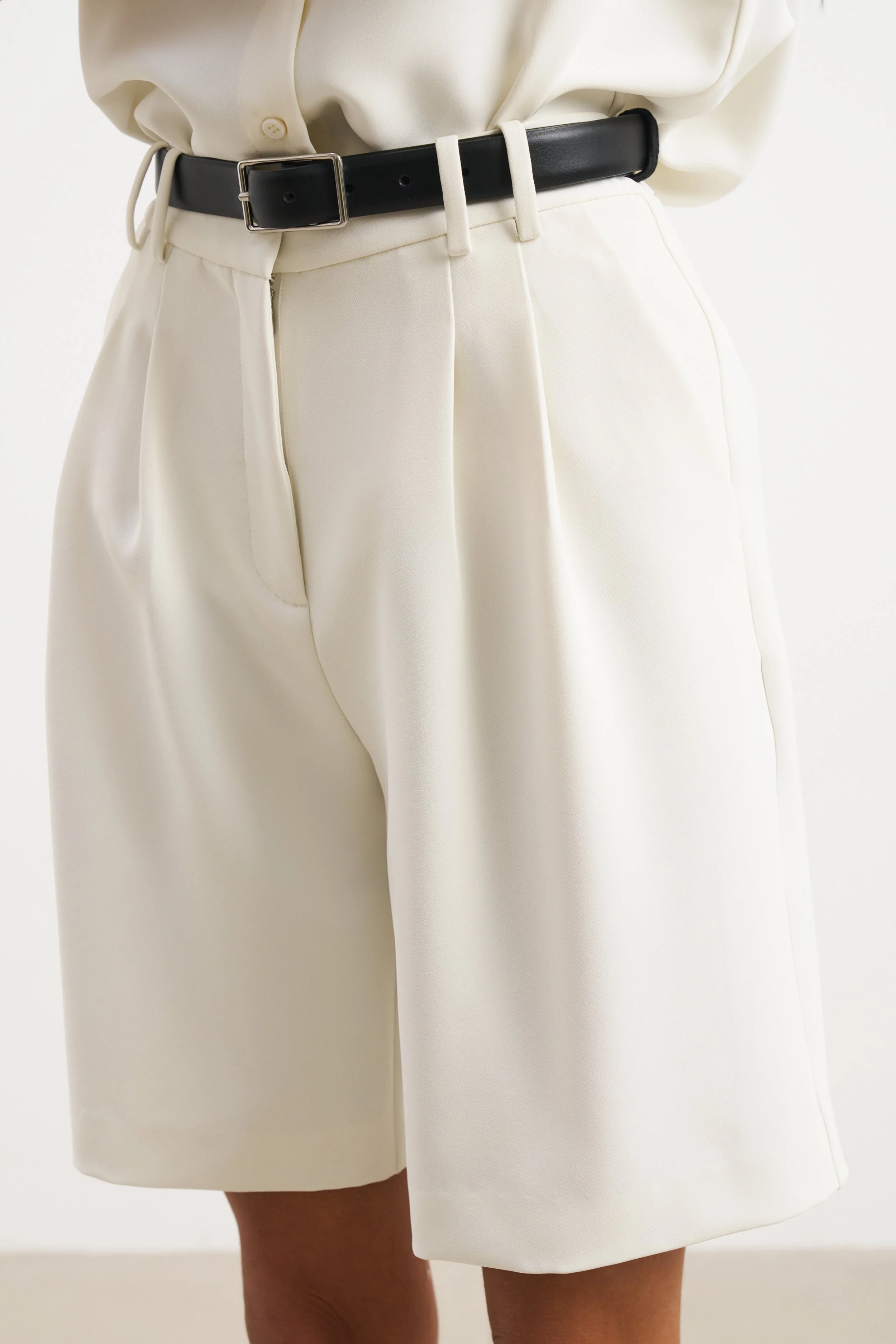 Effortless Pleated Longline Shorts - White - Image 4