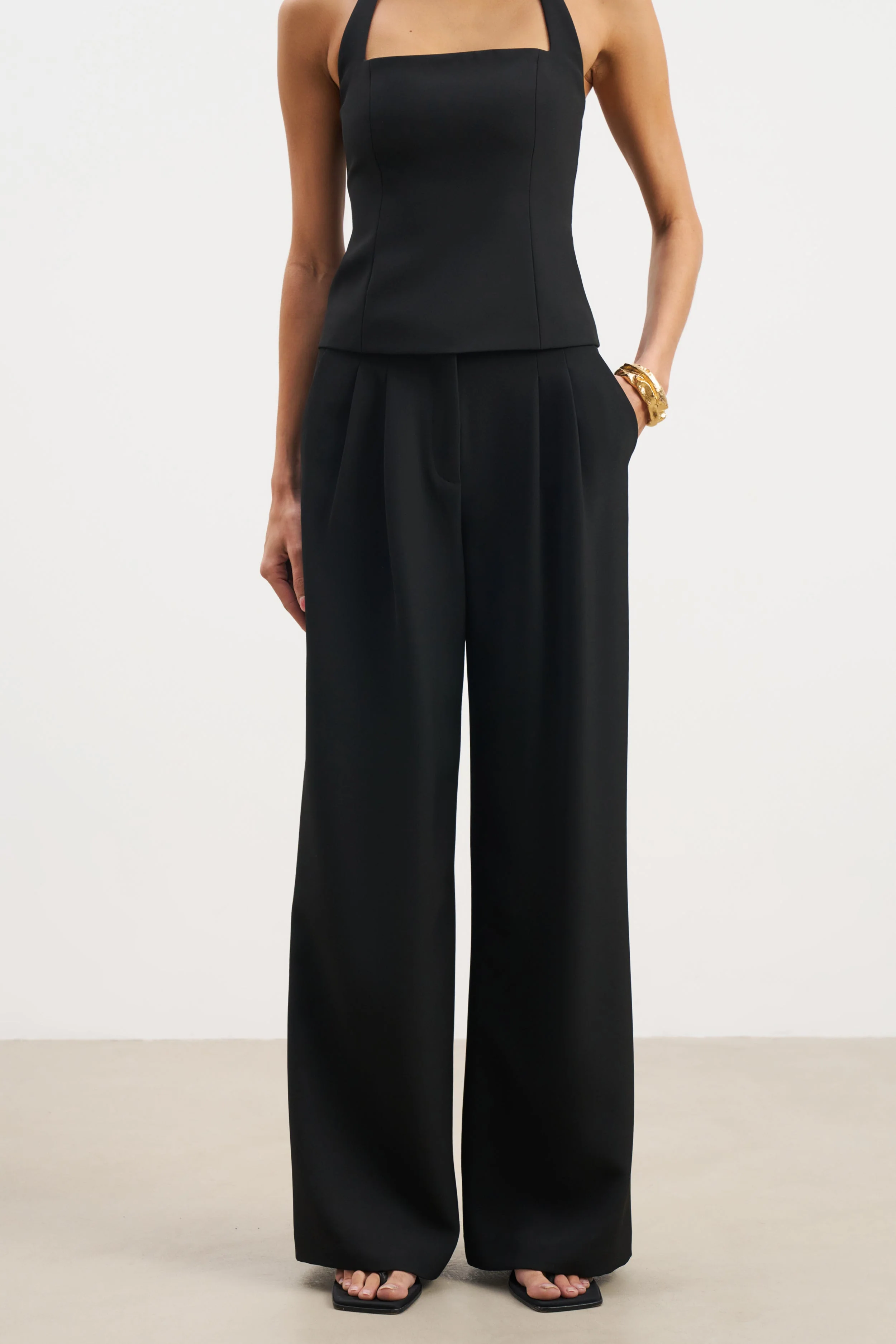 Effortless Pleated Wide Leg Trousers - Black - Image 7